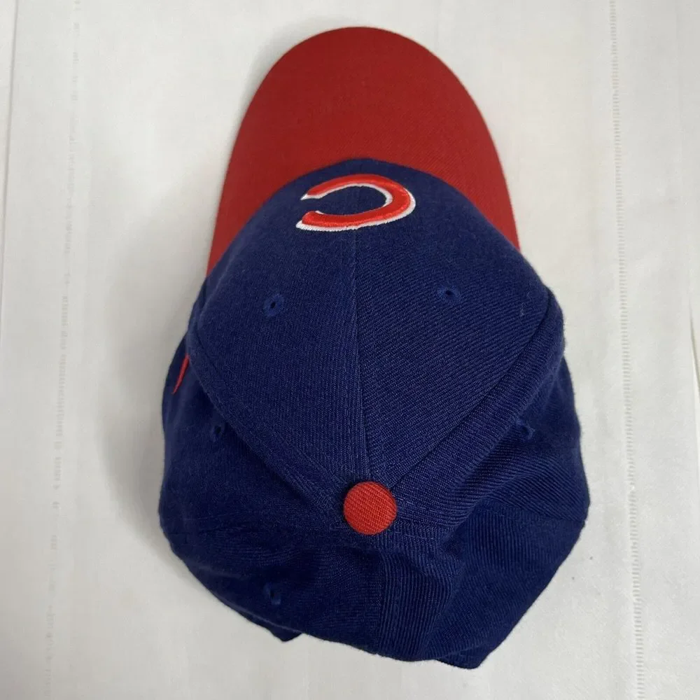 Chicago Cubs Nike‎ Strapback Cap Hat Genuine Merchandise One Size Blue/Red